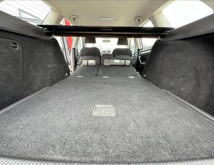 Volkswagen Golf 15