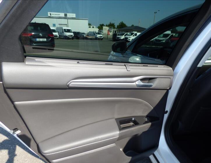 Ford Mondeo 49