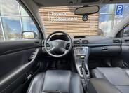 Toyota Avensis 5