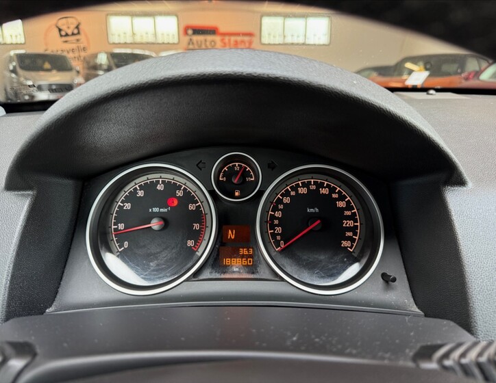Opel Astra 18