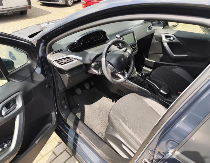 Peugeot 2008 3