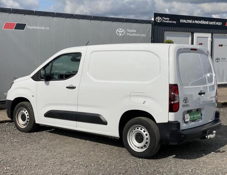 Toyota ProAce City 4
