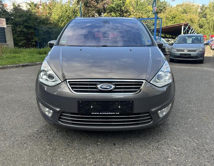 Ford Galaxy 17