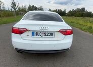 Audi A5 4