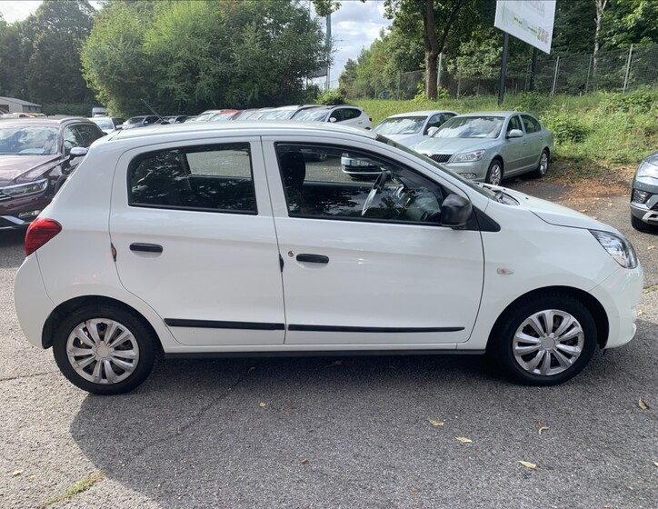Mitsubishi Space Star 4