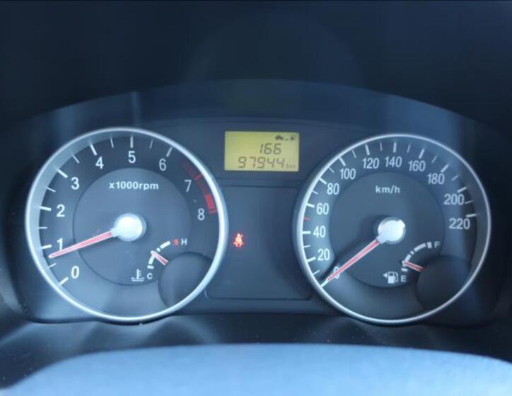 Hyundai Accent 17