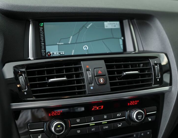 BMW X4 12