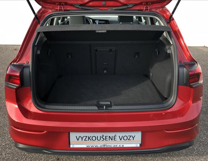 Volkswagen Golf 11