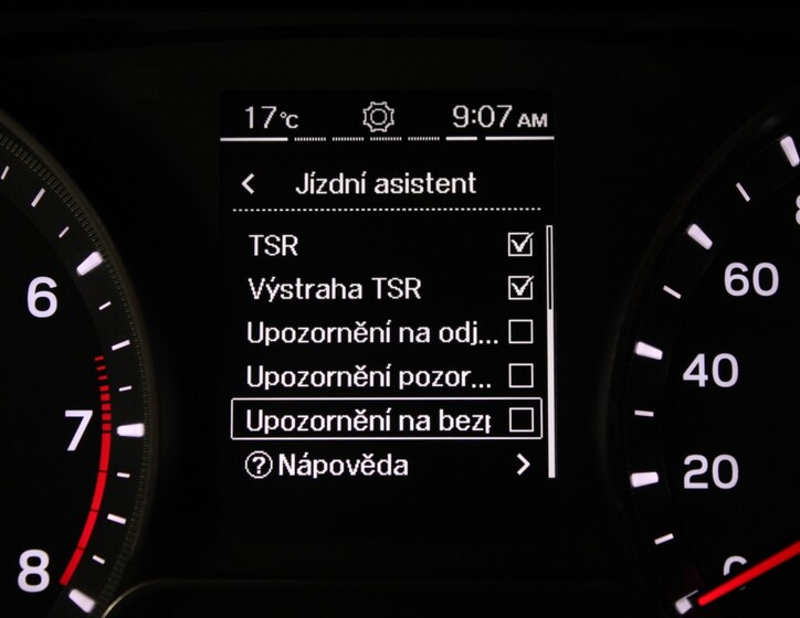 SsangYong Tivoli 11
