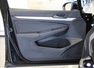 Volkswagen Golf 18