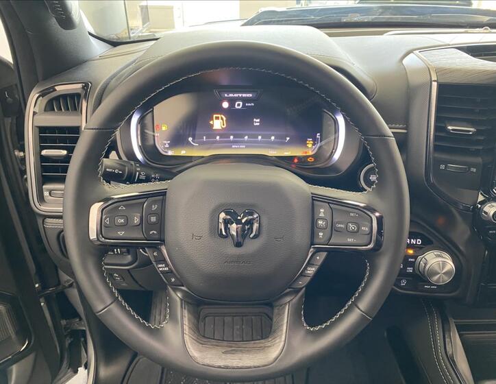 Dodge RAM 13