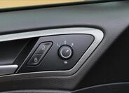 Volkswagen Golf 25