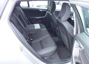 Volvo V60 13