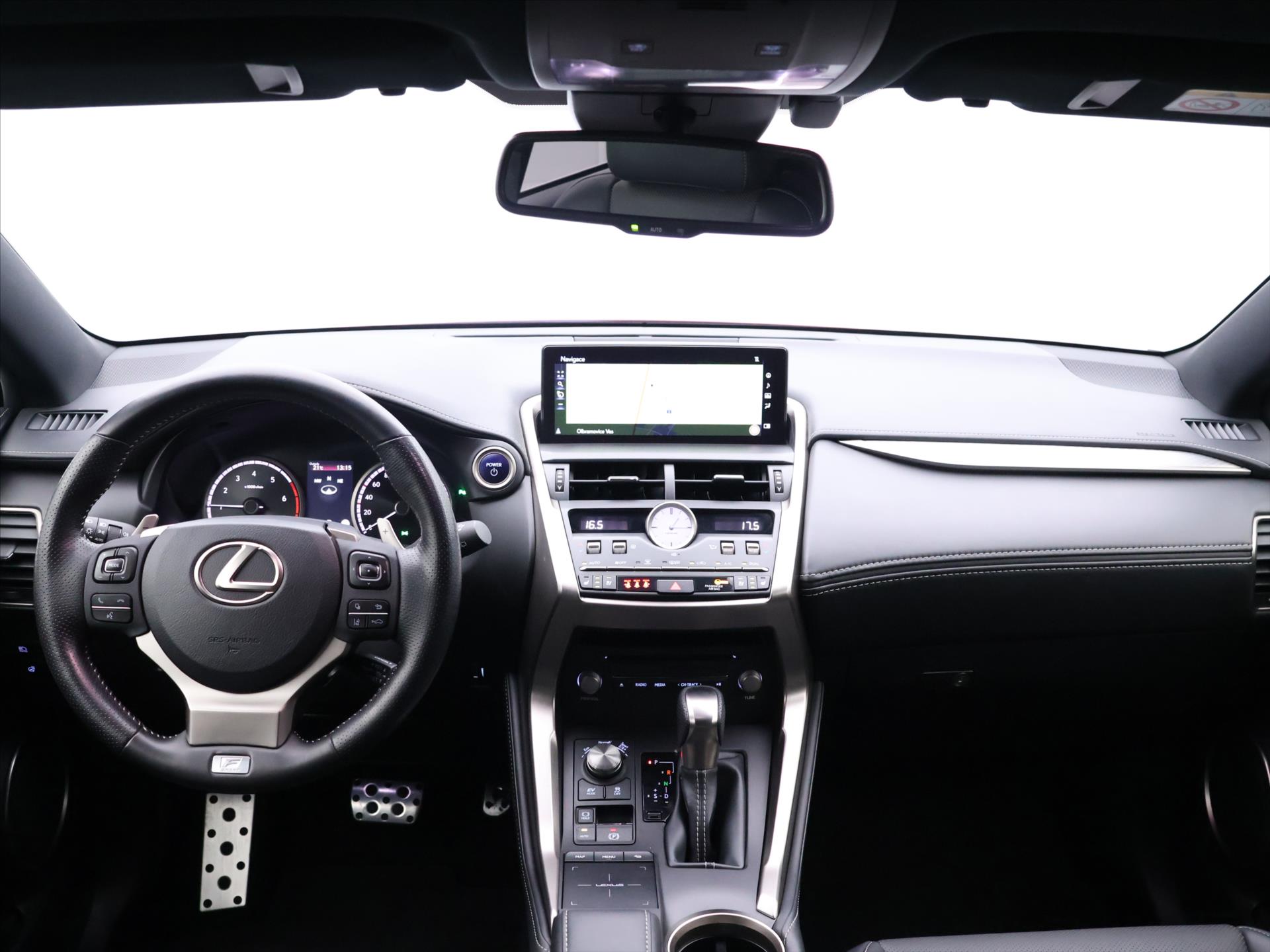 Lexus NX 300h