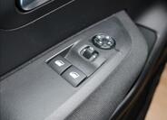 Peugeot 208 21
