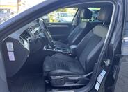 Volkswagen Passat 9