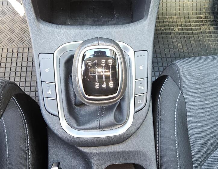 Hyundai i30 10