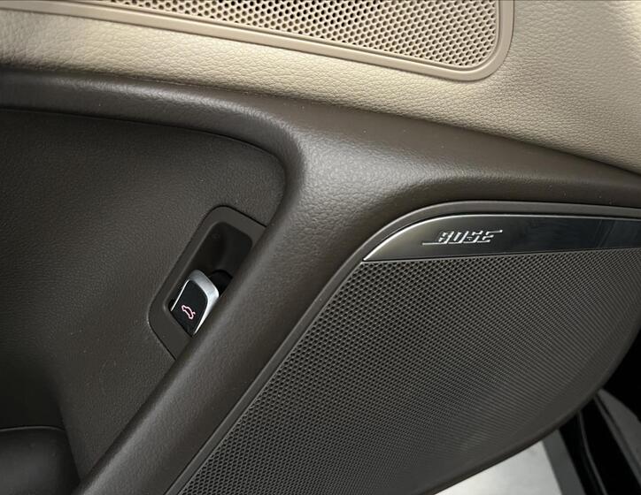 Audi A6 32