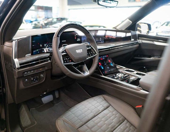 Cadillac Escalade 15