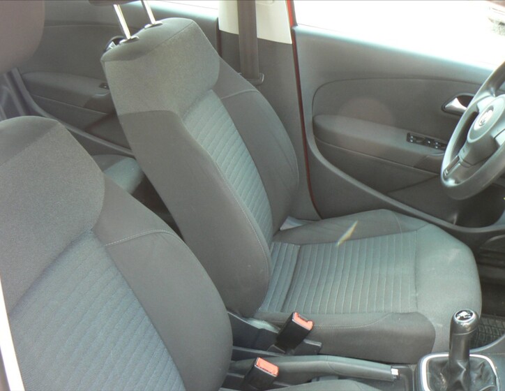Volkswagen Polo 15