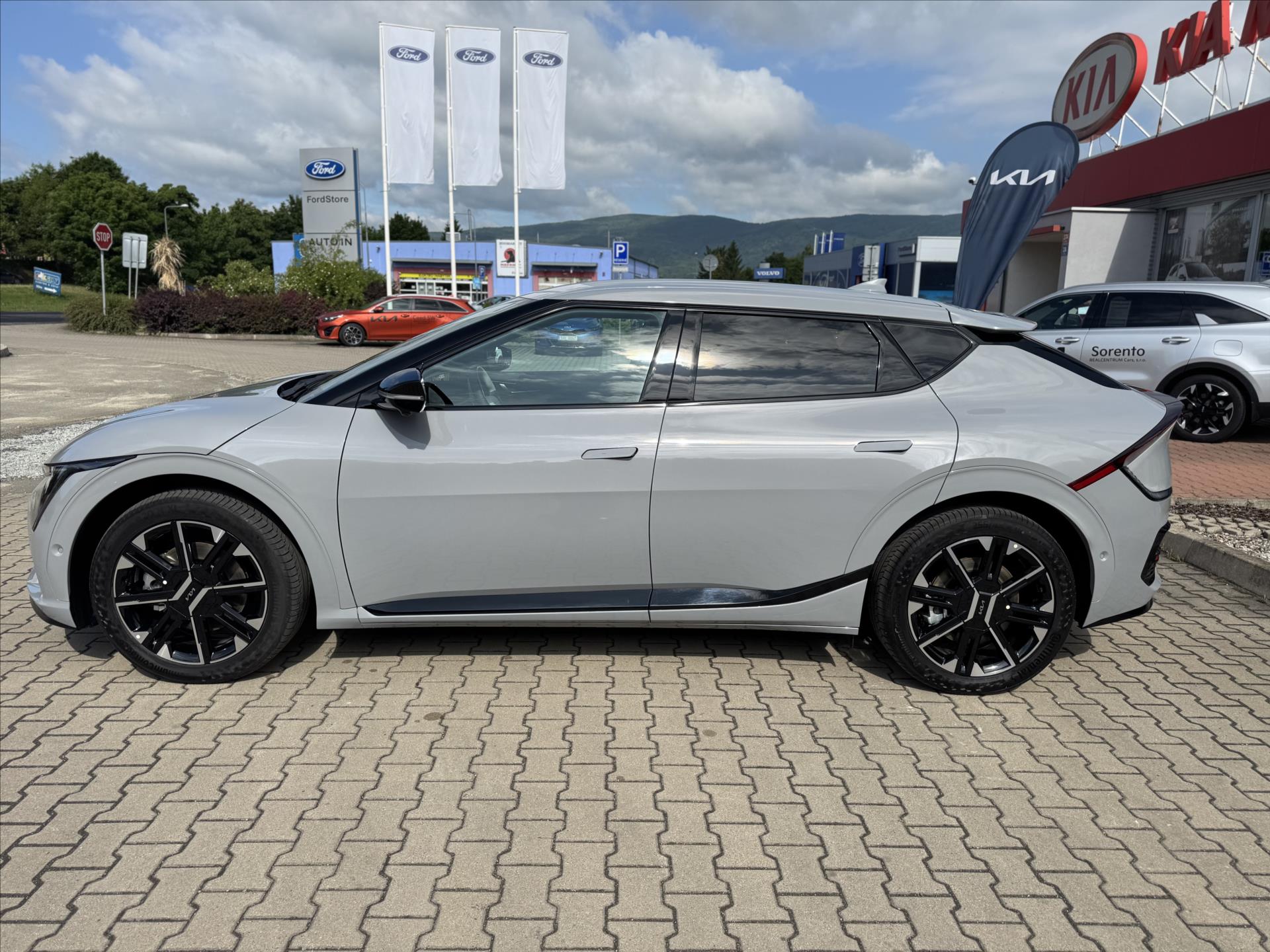 KIA EV6
