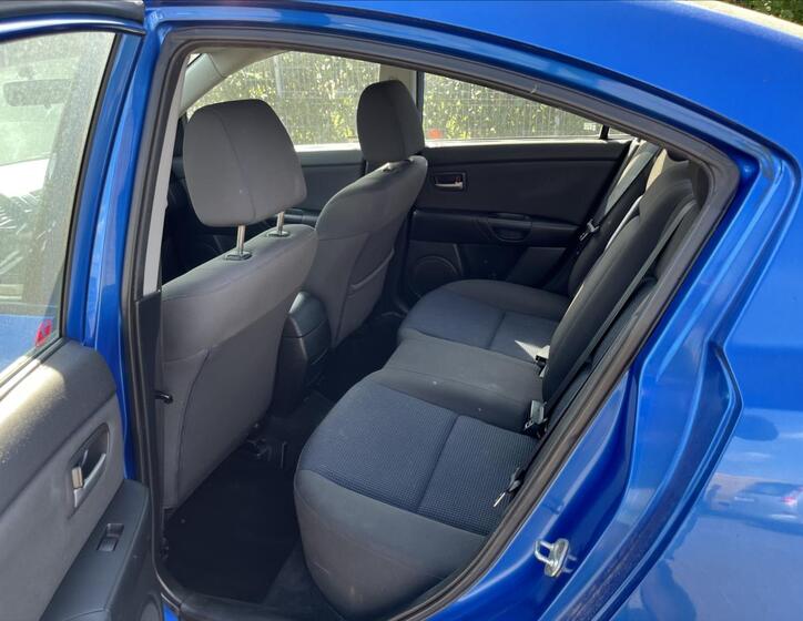 Mazda 3 12