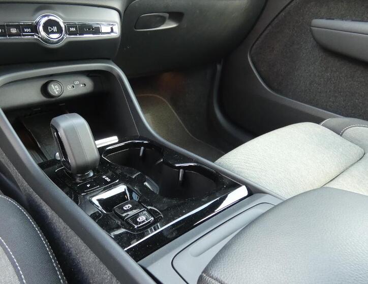 Volvo XC40 6