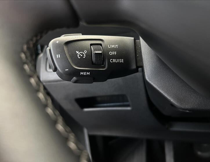 Peugeot 3008 12