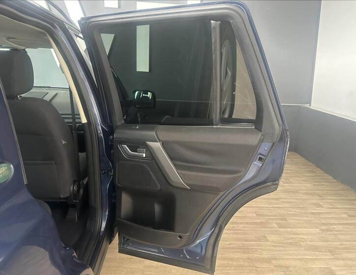 Land Rover Freelander 15