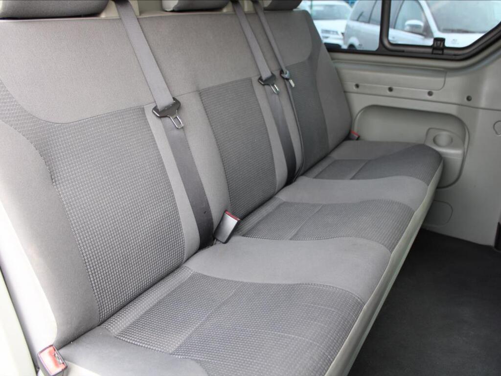 Opel Vivaro 18