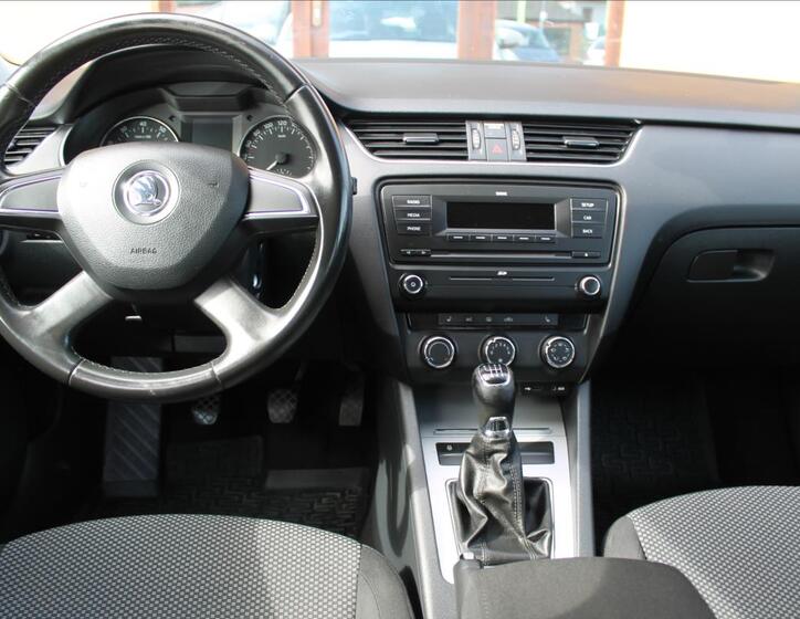Škoda Octavia 9