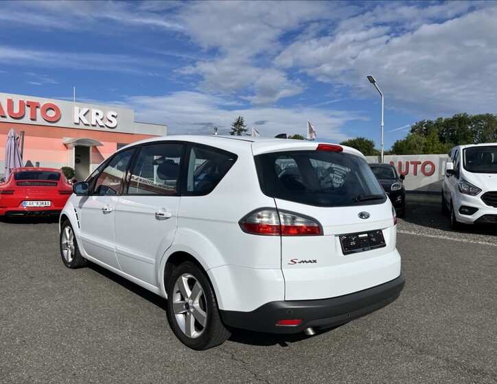 Ford S-MAX 8