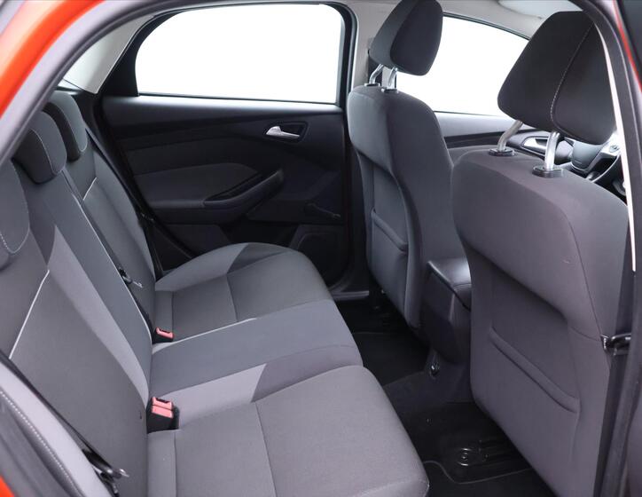 Ford Focus 14