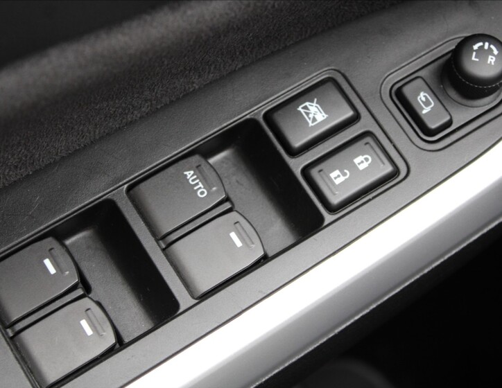 Suzuki Vitara 23