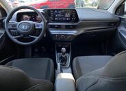 Hyundai i20 8
