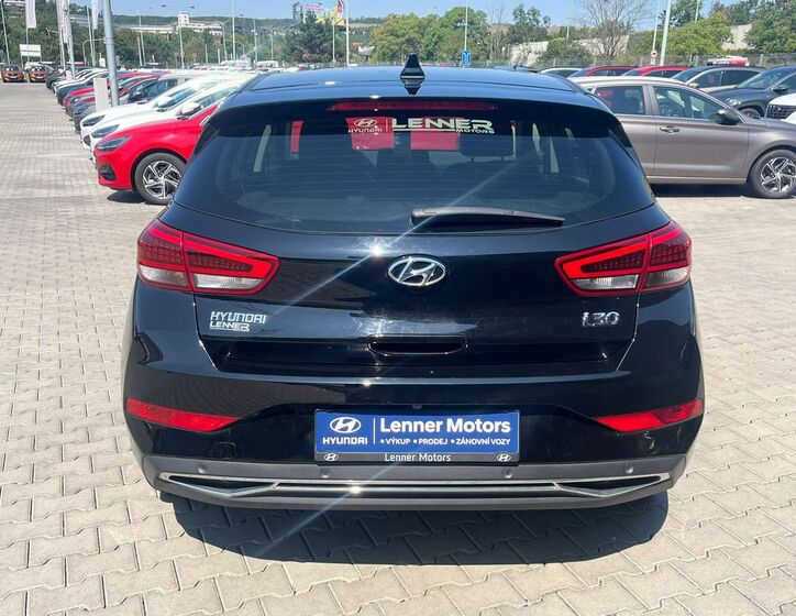 Hyundai i30 8