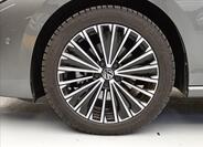 Volkswagen Passat 9