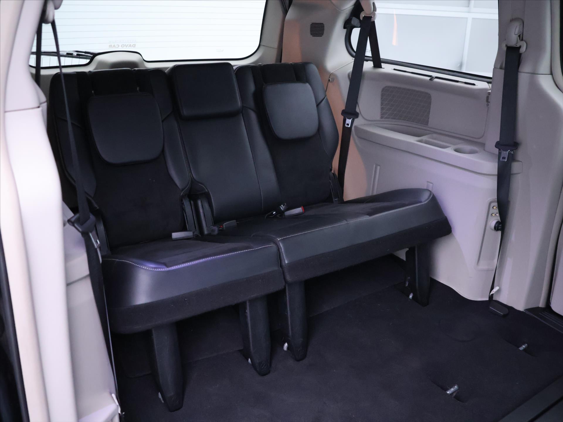 Lancia Voyager