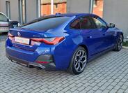 BMW i4 10
