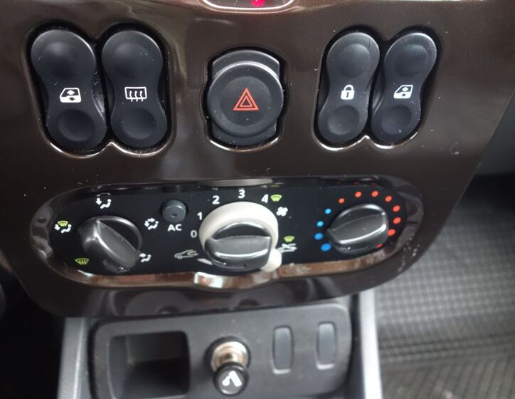 Dacia Duster 25