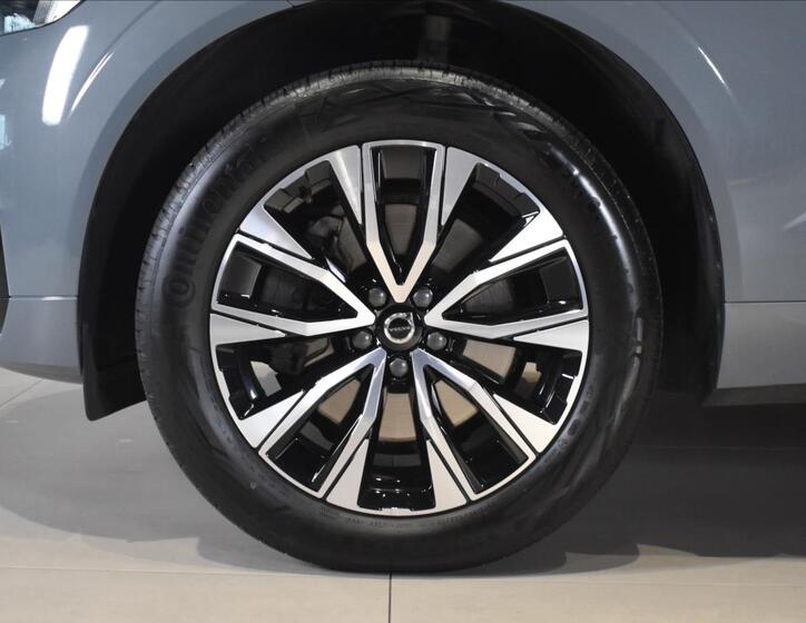 Volvo XC60 7