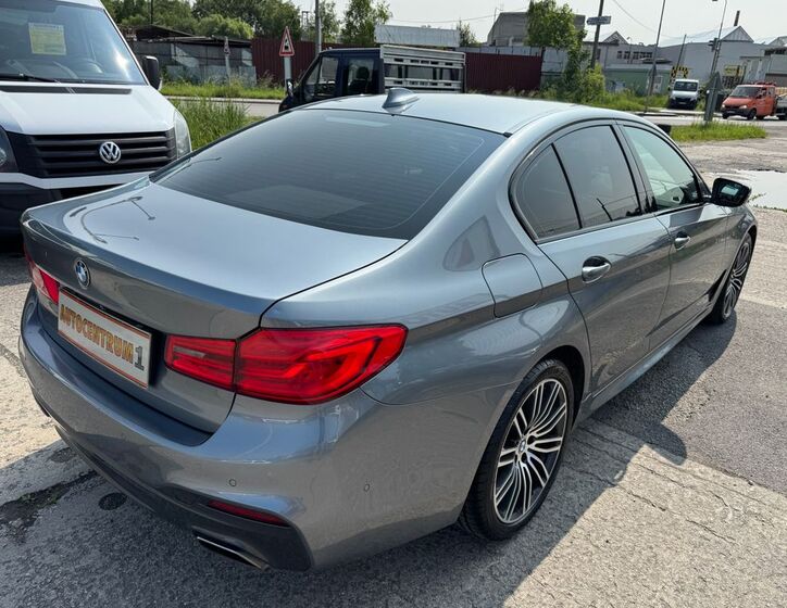 BMW Řada 5 8
