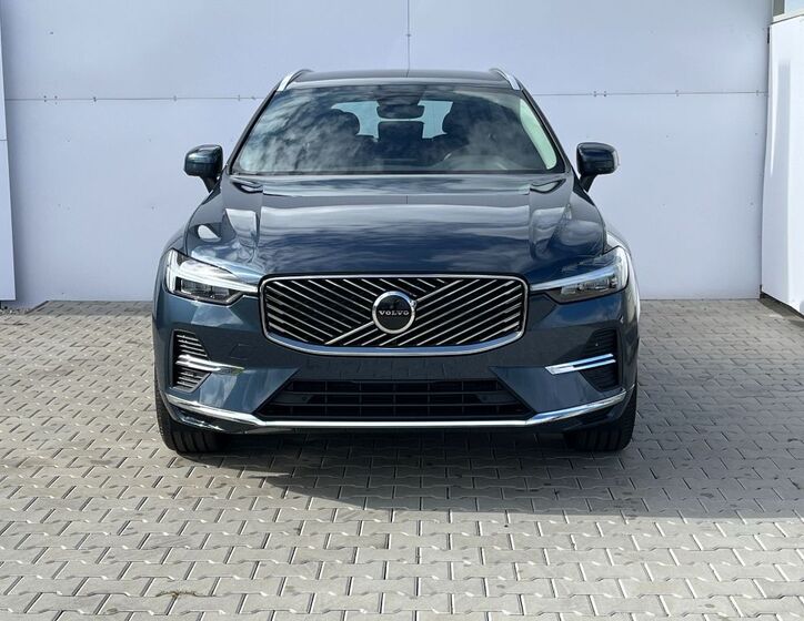 Volvo XC60 4