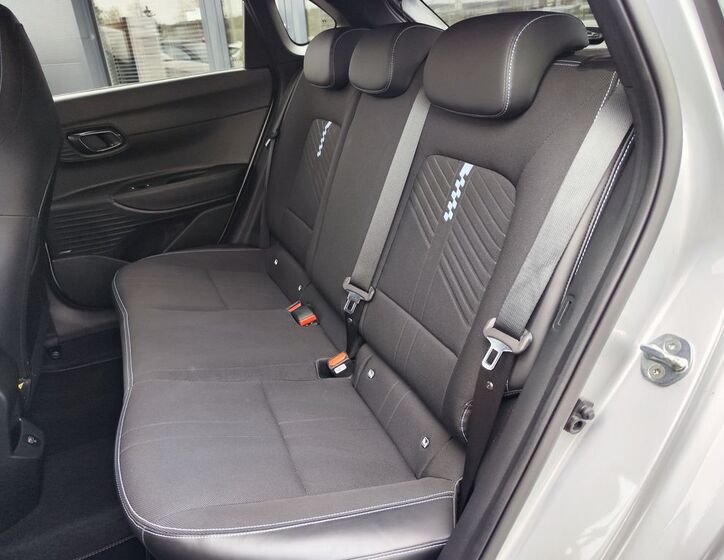Hyundai i20 11