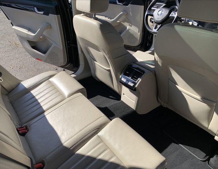 Škoda Superb 17