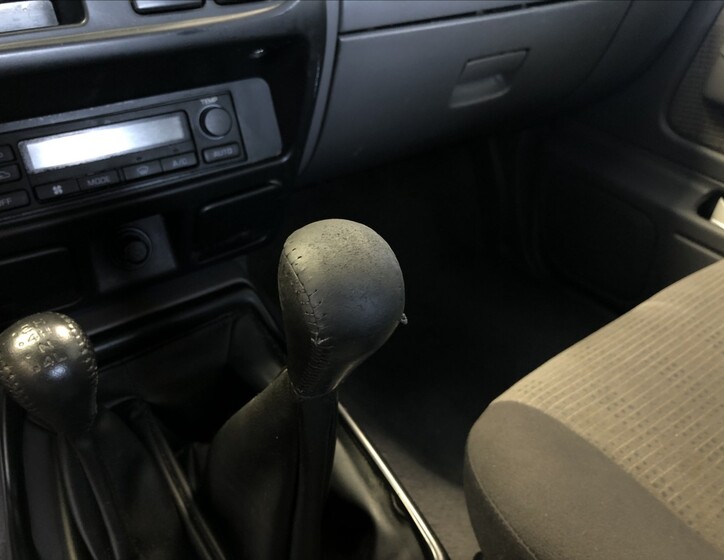 Nissan Navara 13