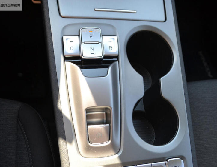 Hyundai Kona 25