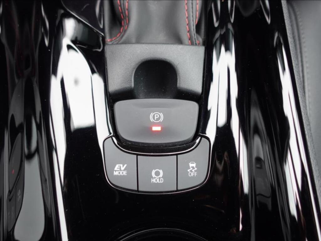 Toyota C-HR 25
