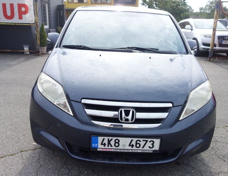 Honda FR-V 3
