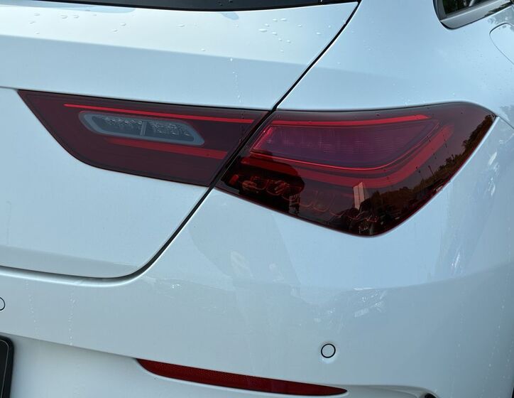 Mercedes-Benz CLA 8